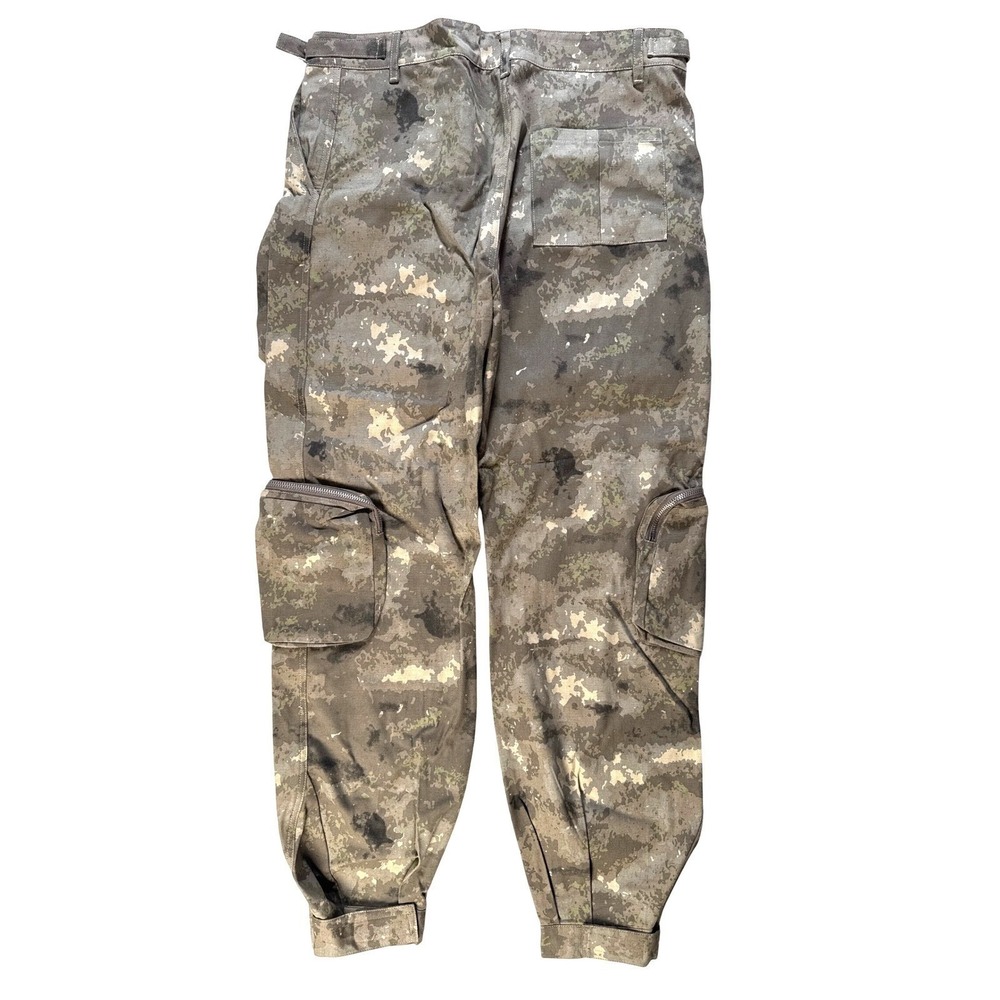 Cambridge Oversized Cargo Camo EdgyChic Gorpcore Jogger Pants Women's Size M NWT - Picture 10 of 12